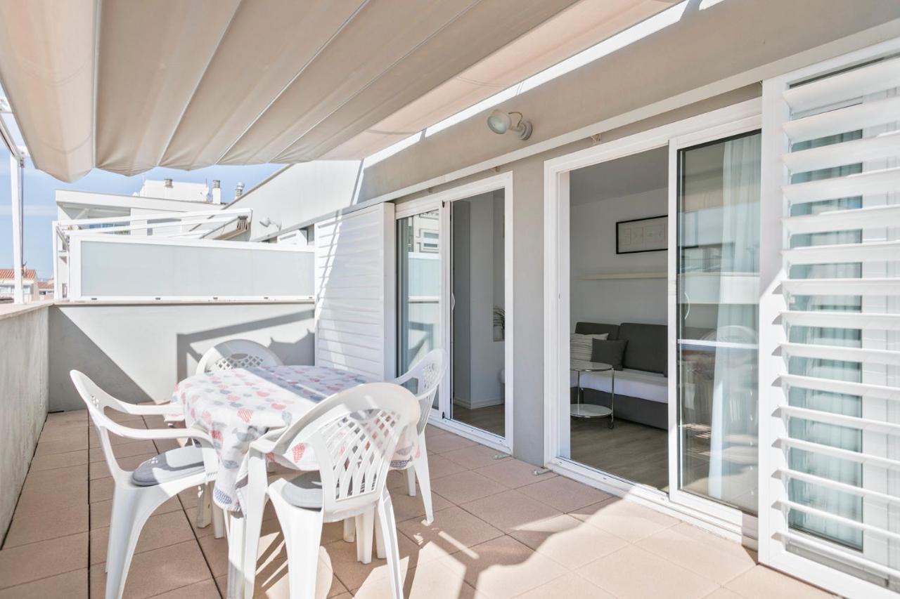 Apartaments Pepita Bandert Cambrils Exteriör bild