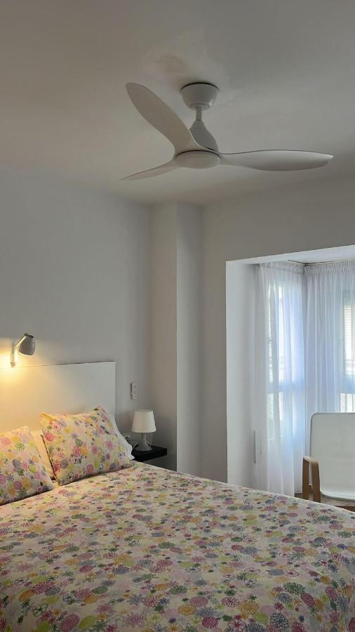 Apartaments Pepita Bandert Cambrils Exteriör bild